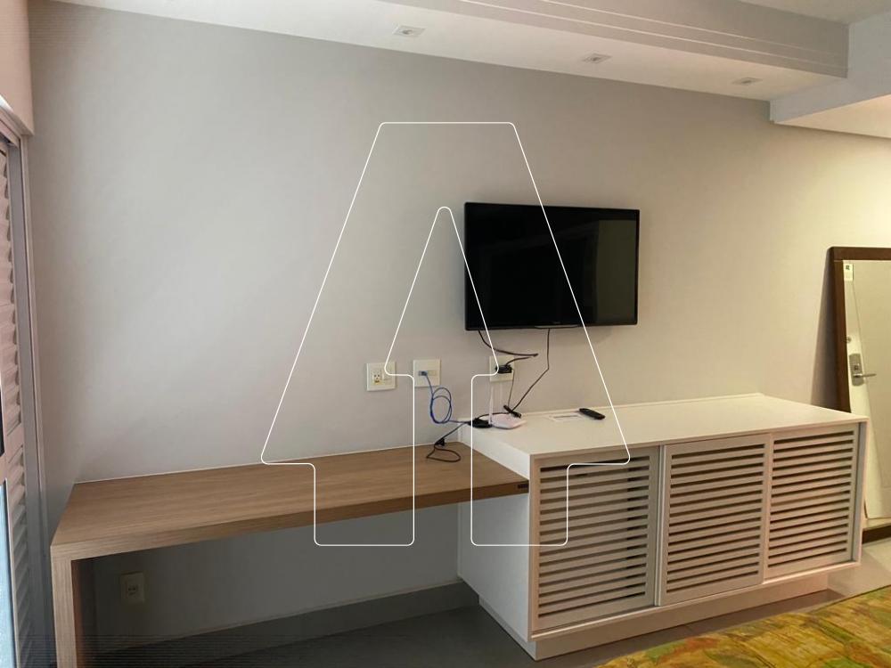 Comprar Apartamento / Padr&atilde;o em Ara&ccedil;atuba R$ 360.000,00 - Foto 8