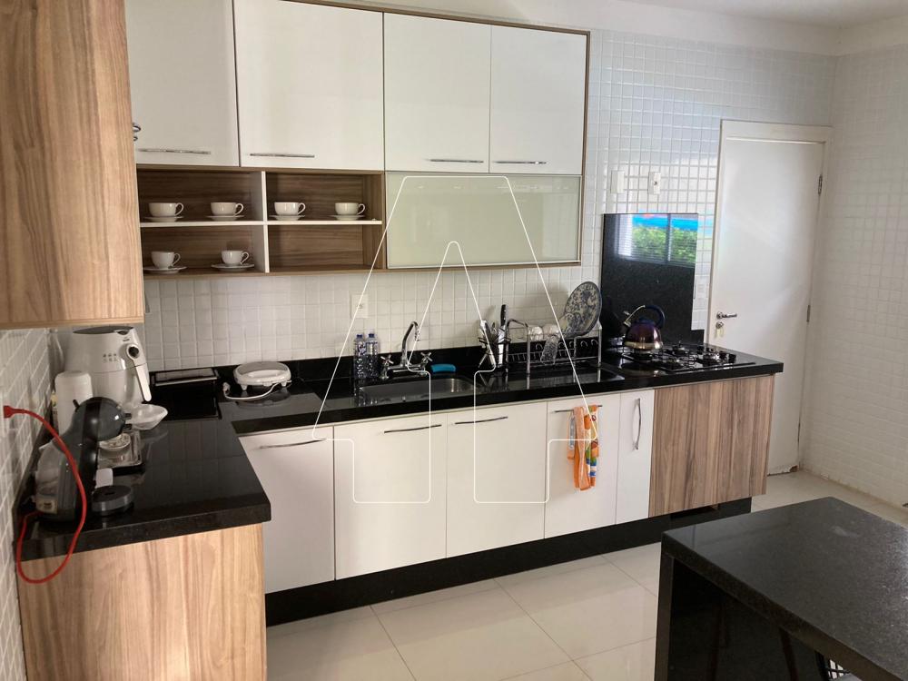Alugar Casa / Condom&iacute;nio em Ara&ccedil;atuba R$ 4.300,00 - Foto 5