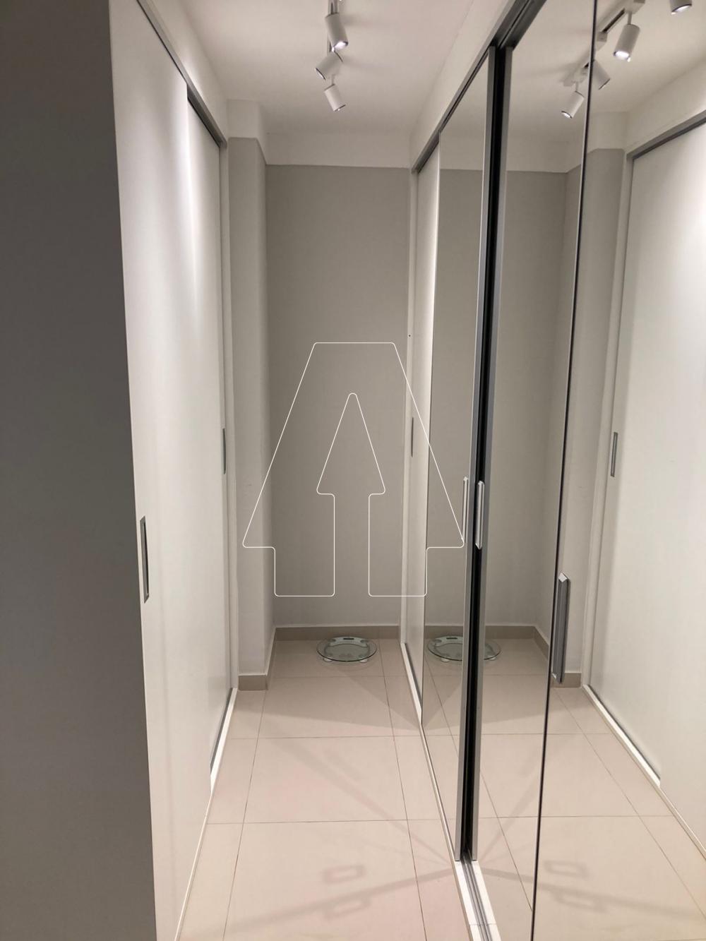 Alugar Casa / Condom&iacute;nio em Ara&ccedil;atuba R$ 4.300,00 - Foto 6