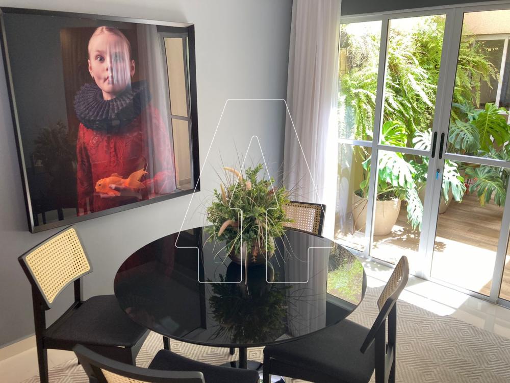Alugar Casa / Condom&iacute;nio em Ara&ccedil;atuba R$ 4.300,00 - Foto 10