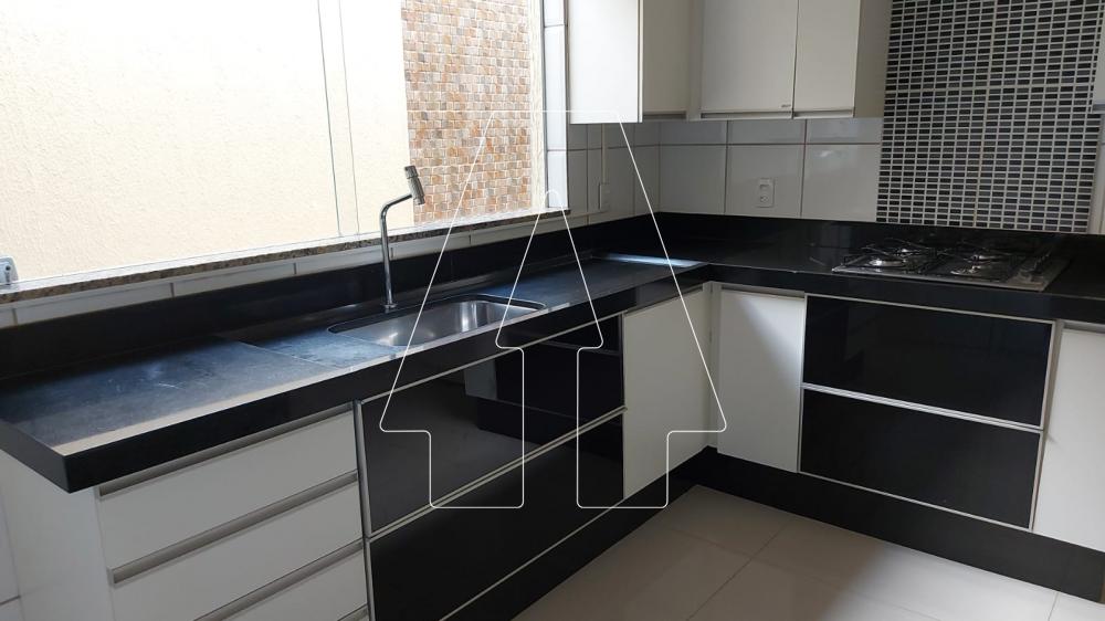Alugar Casa / Condom&iacute;nio em Ara&ccedil;atuba R$ 6.500,00 - Foto 1