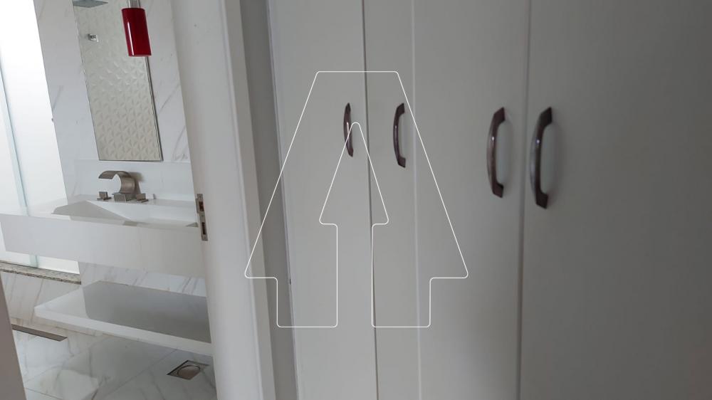 Alugar Casa / Condom&iacute;nio em Ara&ccedil;atuba R$ 6.500,00 - Foto 13