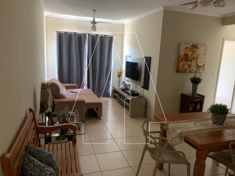 Alugar Apartamento / Padr&atilde;o em Ara&ccedil;atuba R$ 1.200,00 - Foto 1