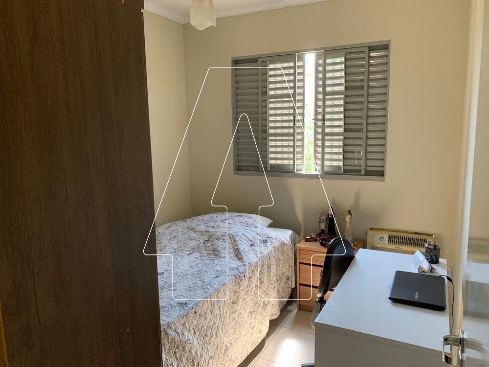 Alugar Apartamento / Padr&atilde;o em Ara&ccedil;atuba R$ 1.200,00 - Foto 5