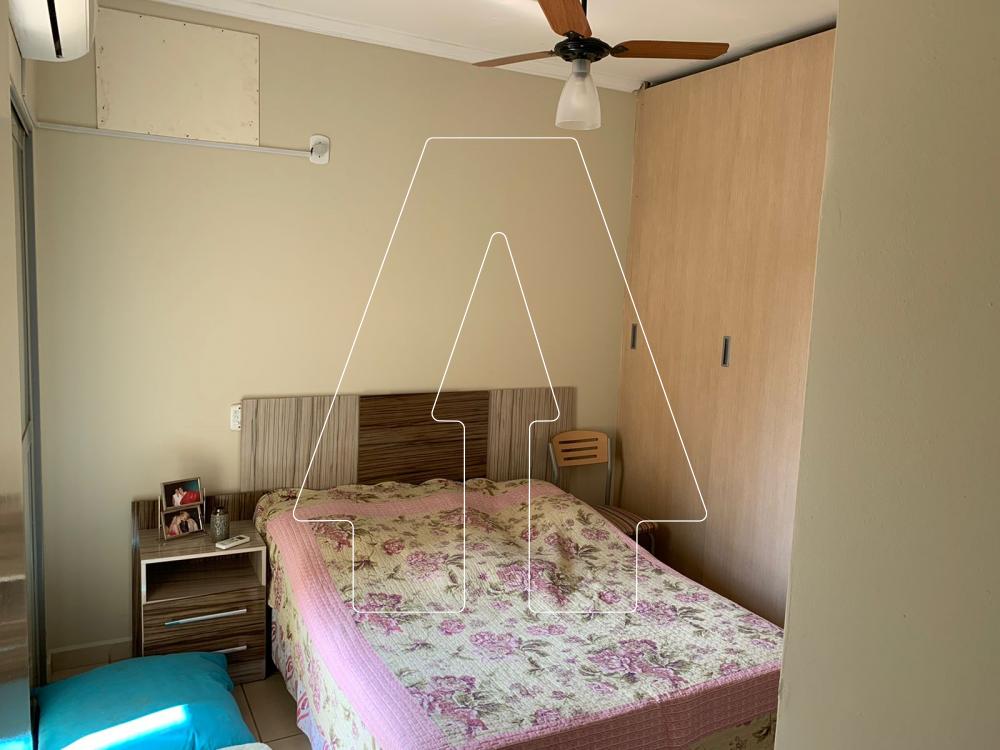 Alugar Apartamento / Padr&atilde;o em Ara&ccedil;atuba R$ 1.200,00 - Foto 7