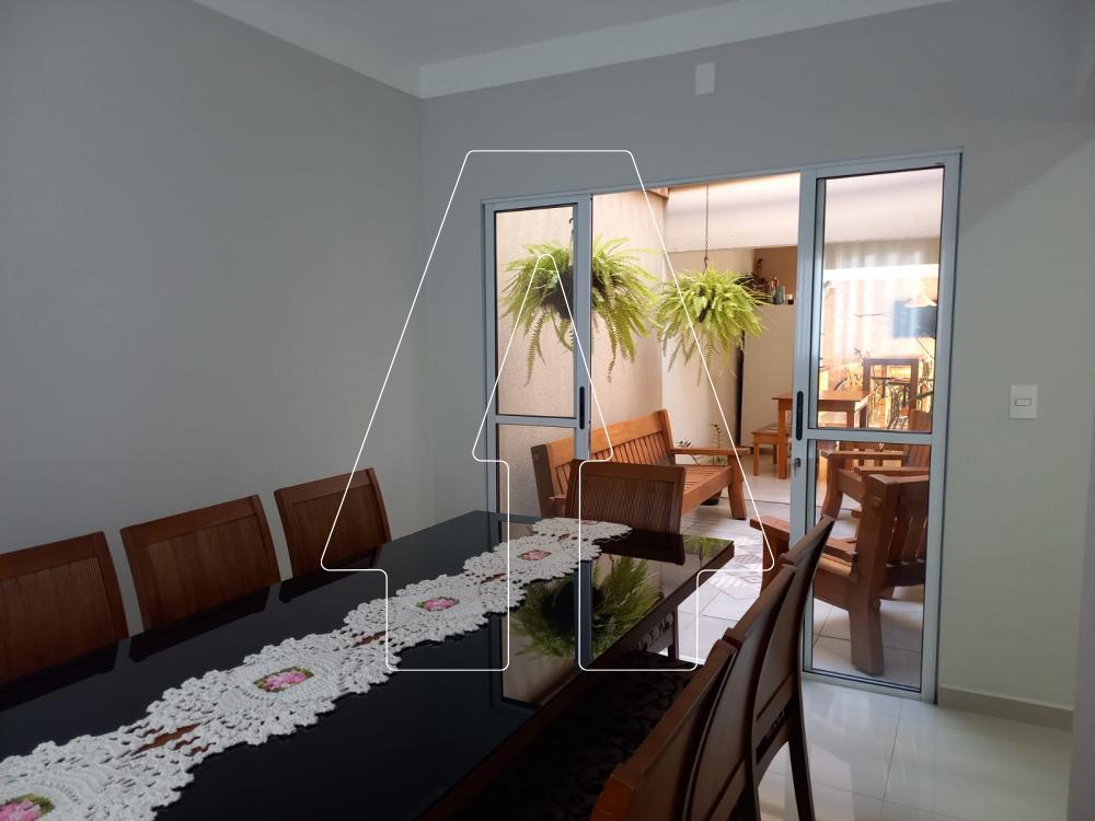 Comprar Casa / Condom&iacute;nio em Ara&ccedil;atuba R$ 780.000,00 - Foto 2