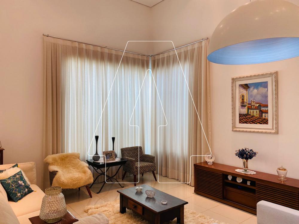 Comprar Casa / Condom&iacute;nio em Ara&ccedil;atuba R$ 1.219.000,00 - Foto 7