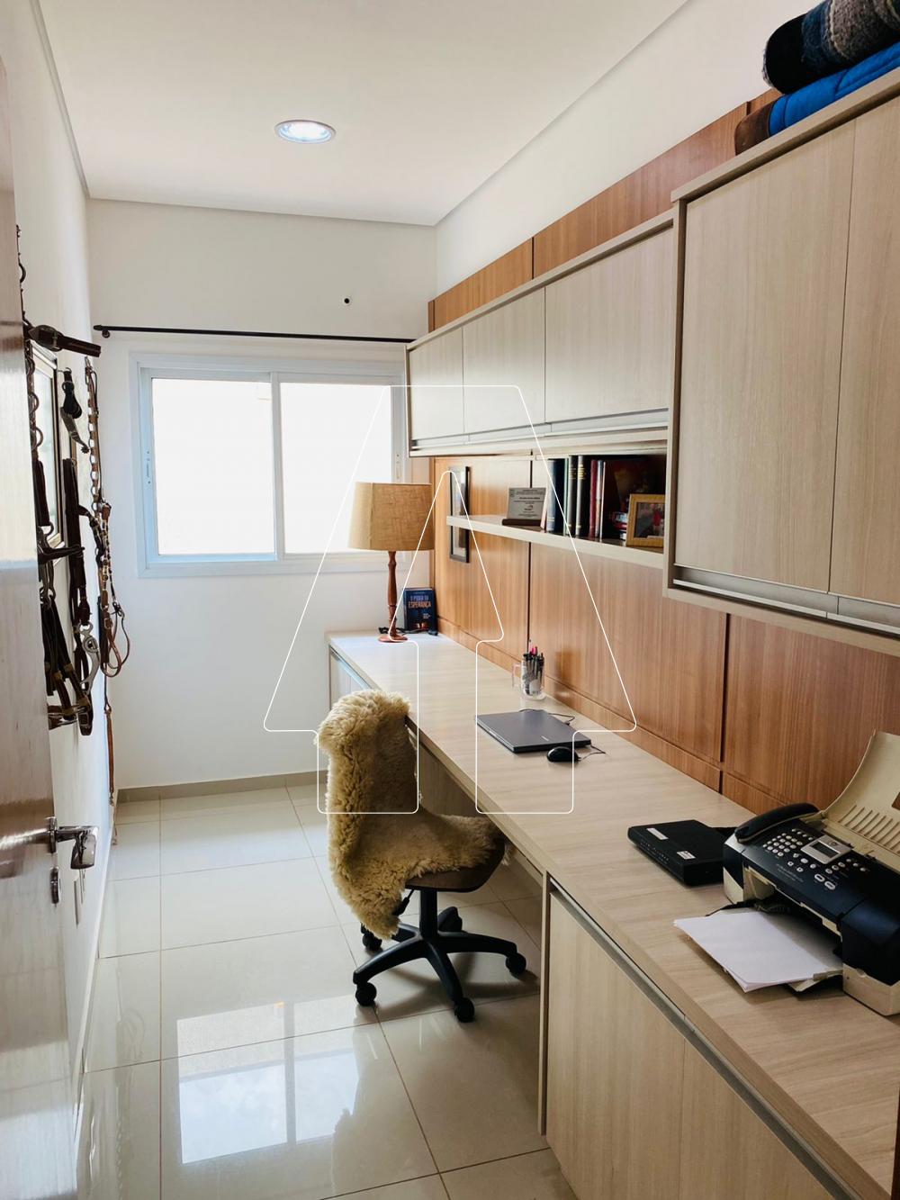 Comprar Casa / Condom&iacute;nio em Ara&ccedil;atuba R$ 1.219.000,00 - Foto 12