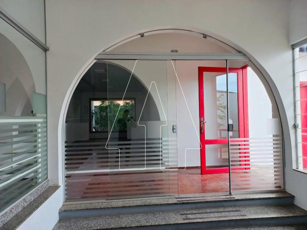 Alugar Casa / Sobrado em Ara&ccedil;atuba R$ 12.000,00 - Foto 9
