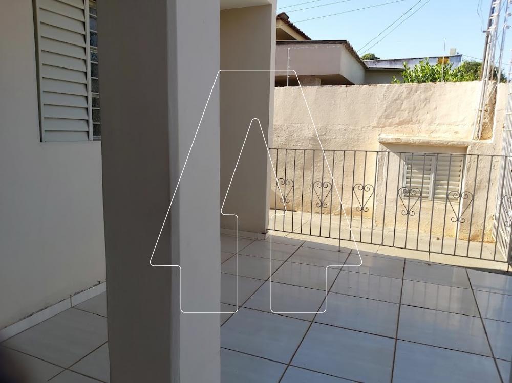 Comprar Casa / Residencial em Ara&ccedil;atuba R$ 230.000,00 - Foto 3