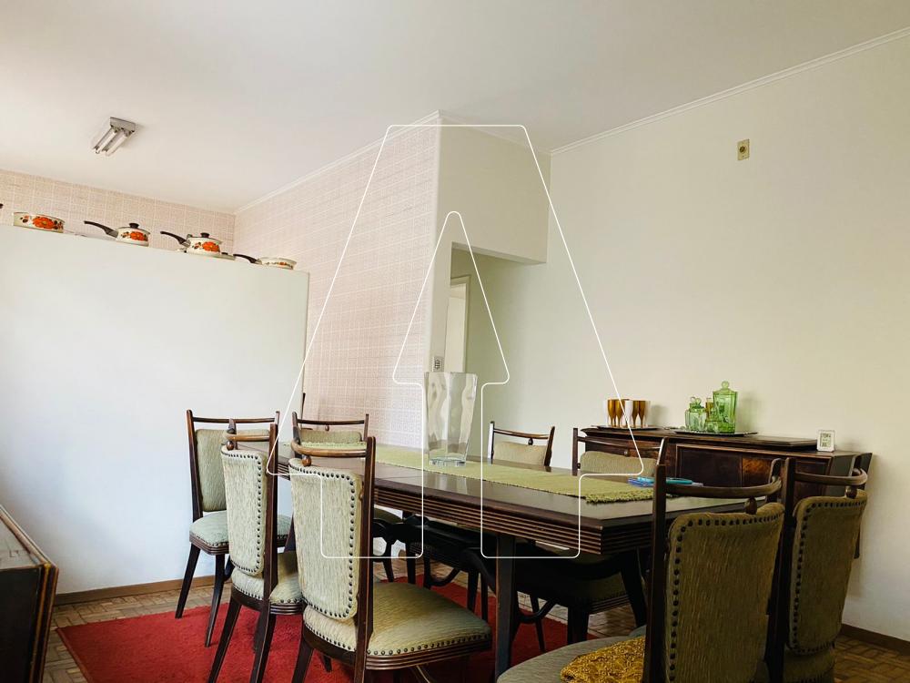 Alugar Casa / Residencial em Ara&ccedil;atuba R$ 1.700,00 - Foto 4