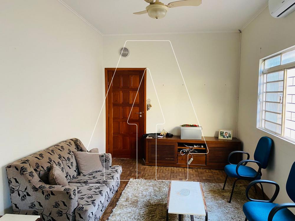 Alugar Casa / Residencial em Ara&ccedil;atuba R$ 1.700,00 - Foto 3
