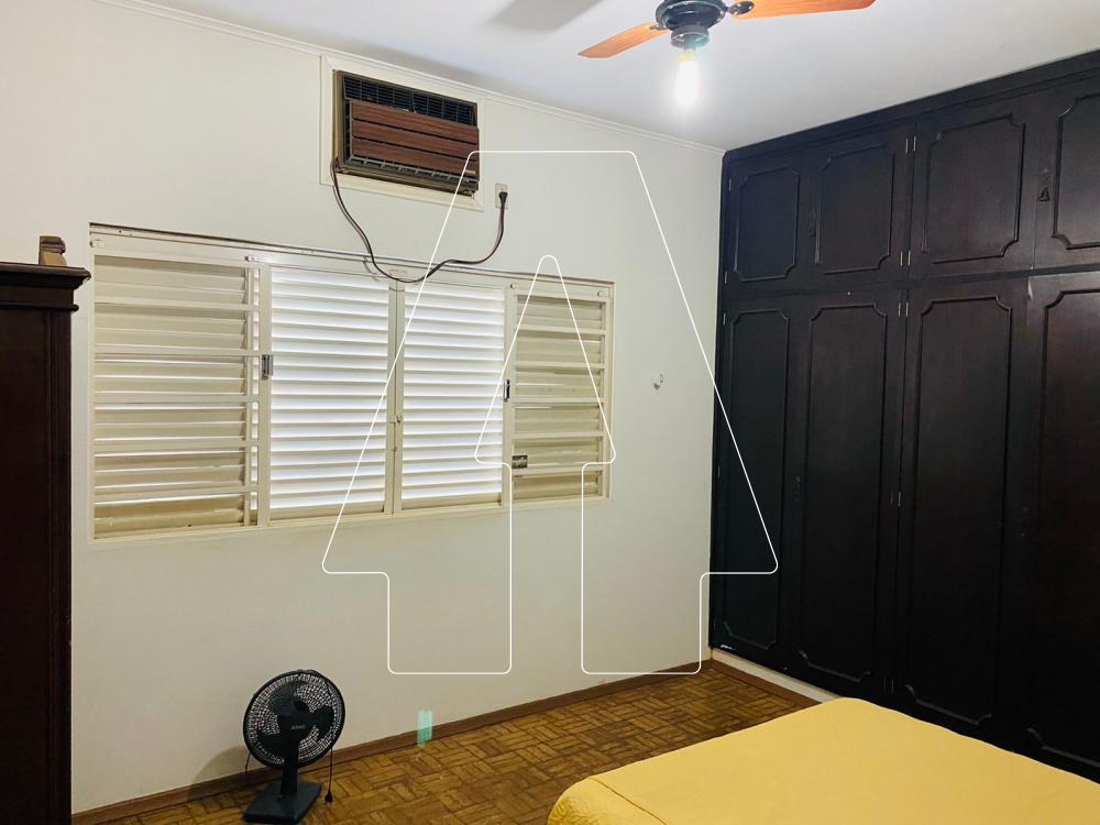 Alugar Casa / Residencial em Ara&ccedil;atuba R$ 1.700,00 - Foto 7