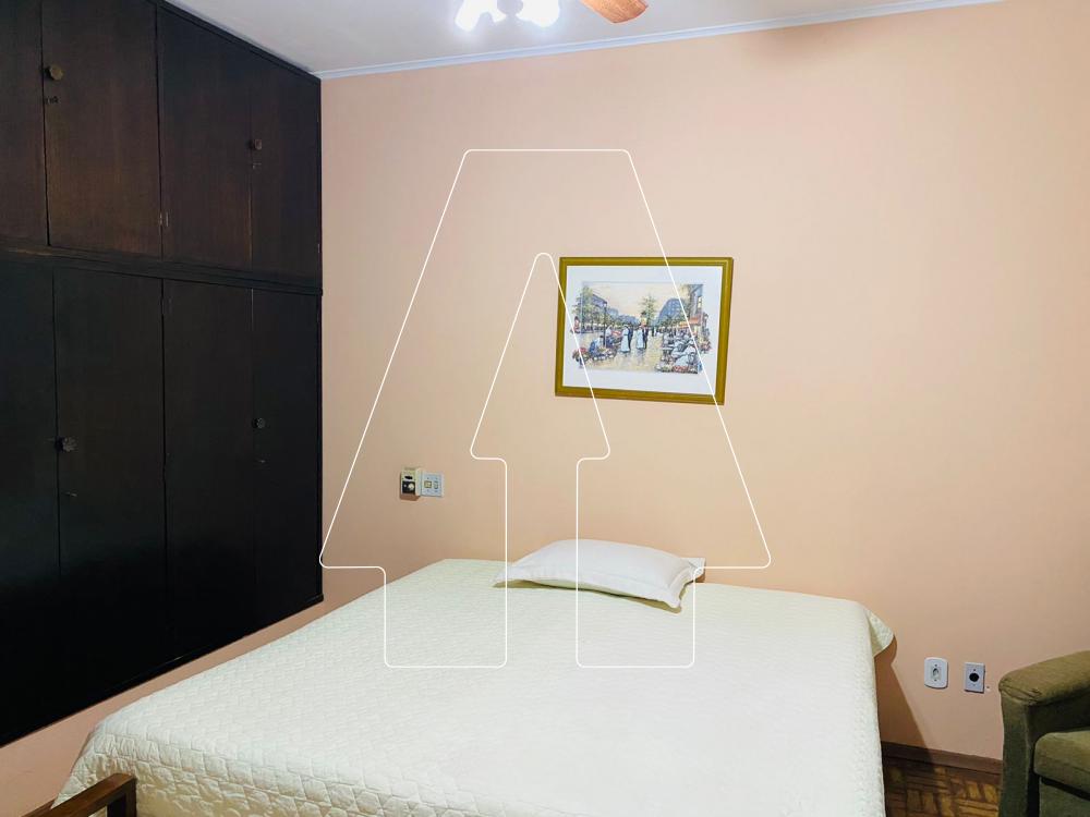 Alugar Casa / Residencial em Ara&ccedil;atuba R$ 1.700,00 - Foto 8