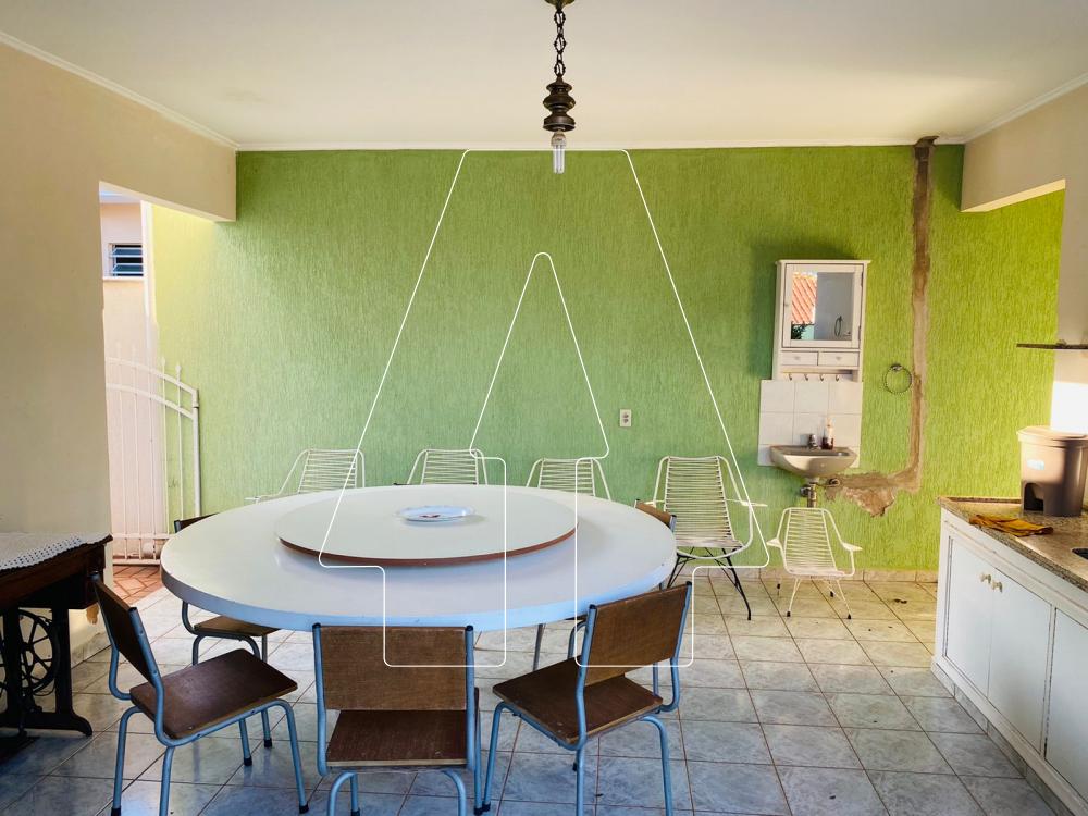 Alugar Casa / Residencial em Ara&ccedil;atuba R$ 1.700,00 - Foto 14