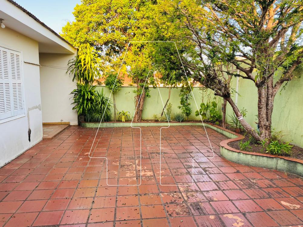 Alugar Casa / Residencial em Ara&ccedil;atuba R$ 1.700,00 - Foto 15