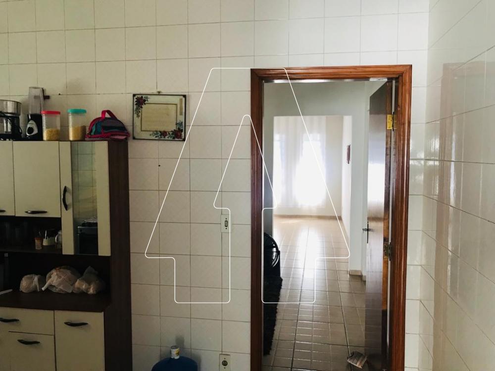 Comprar Casa / Residencial em Ara&ccedil;atuba R$ 300.000,00 - Foto 3