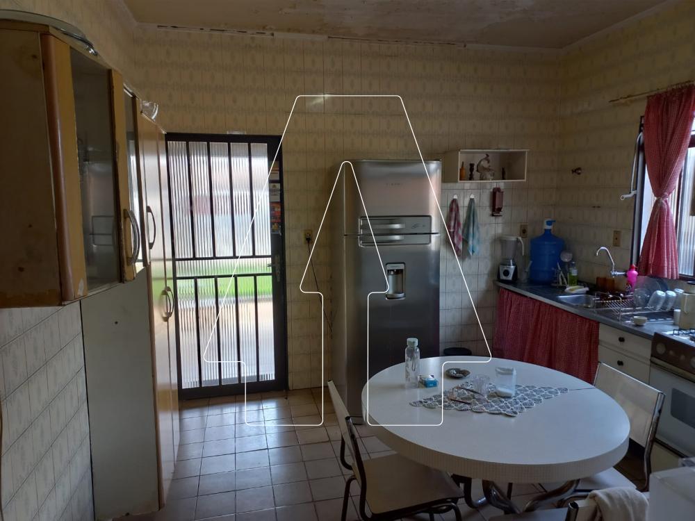 Comprar Casa / Residencial em Ara&ccedil;atuba R$ 200.000,00 - Foto 3
