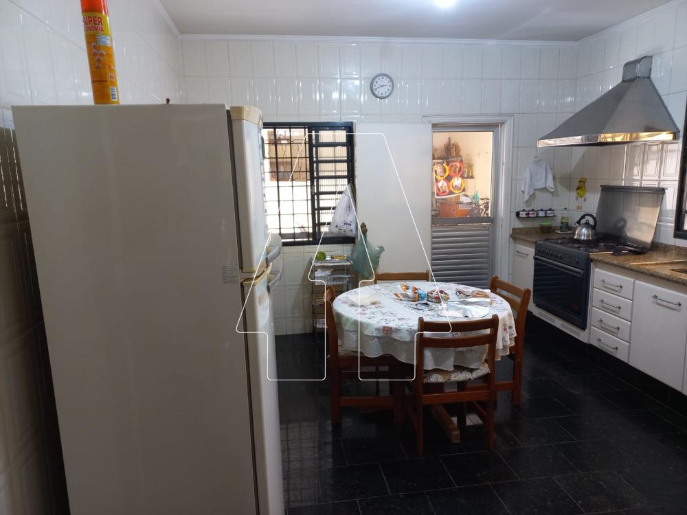 Comprar Casa / Residencial em Ara&ccedil;atuba R$ 850.000,00 - Foto 5