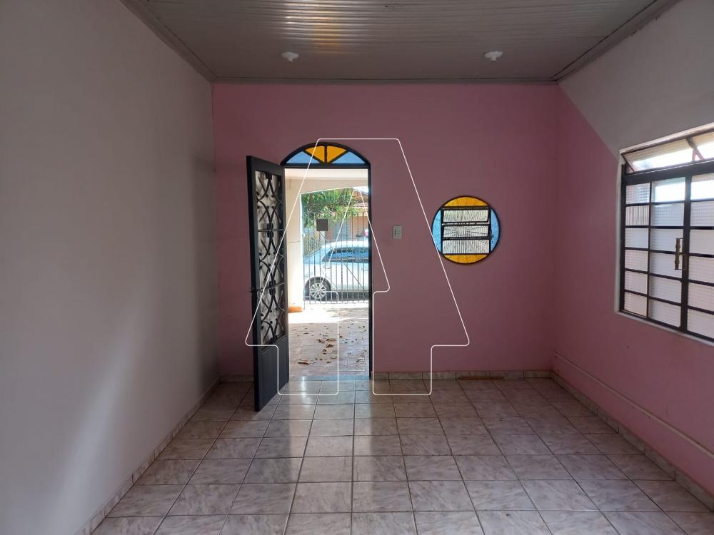 Alugar Casa / Residencial em Ara&ccedil;atuba R$ 1.200,00 - Foto 3