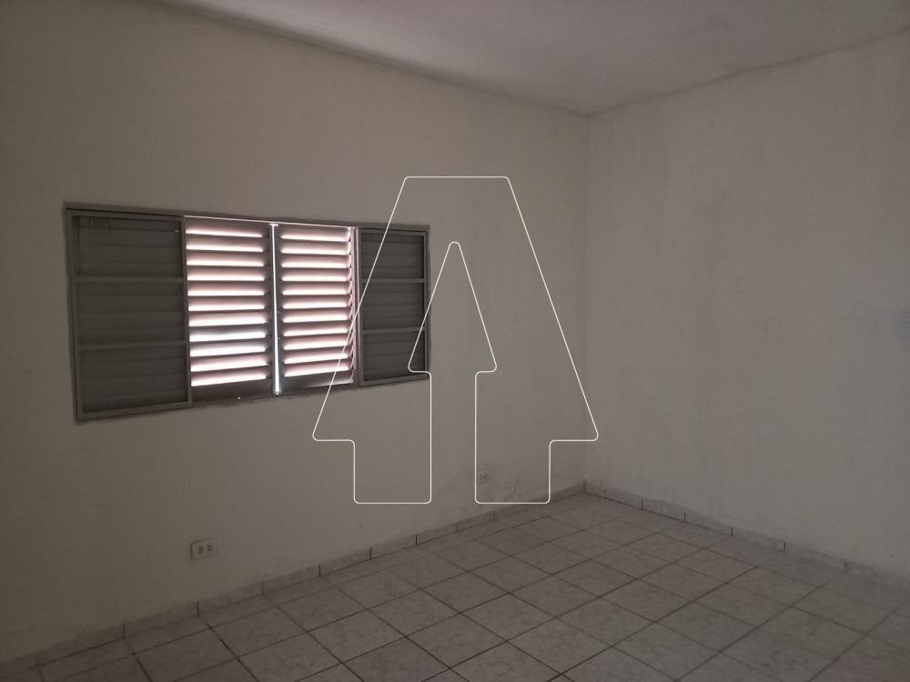 Alugar Casa / Residencial em Ara&ccedil;atuba R$ 1.200,00 - Foto 9