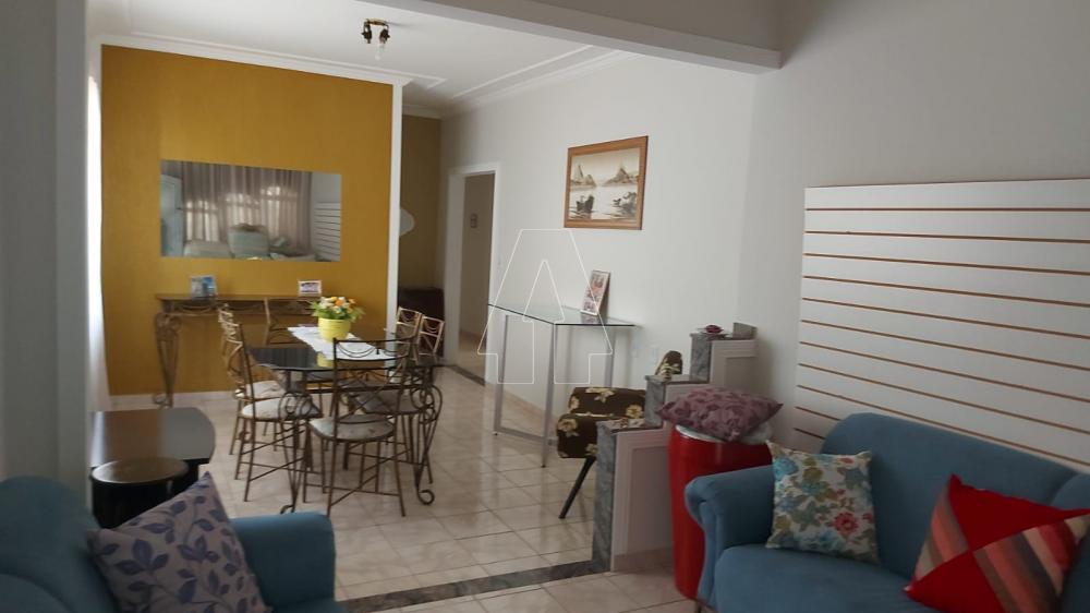 Comprar Casa / Residencial em Ara&ccedil;atuba R$ 450.000,00 - Foto 2