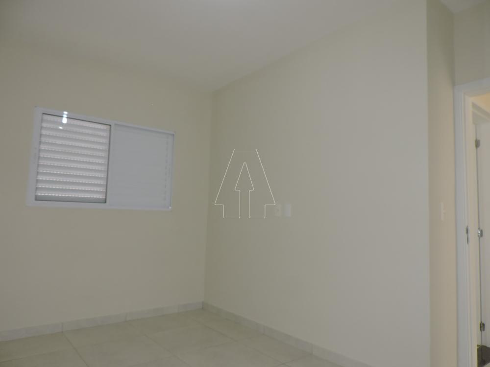 Alugar Apartamento / Padr&atilde;o em Ara&ccedil;atuba R$ 1.400,00 - Foto 7