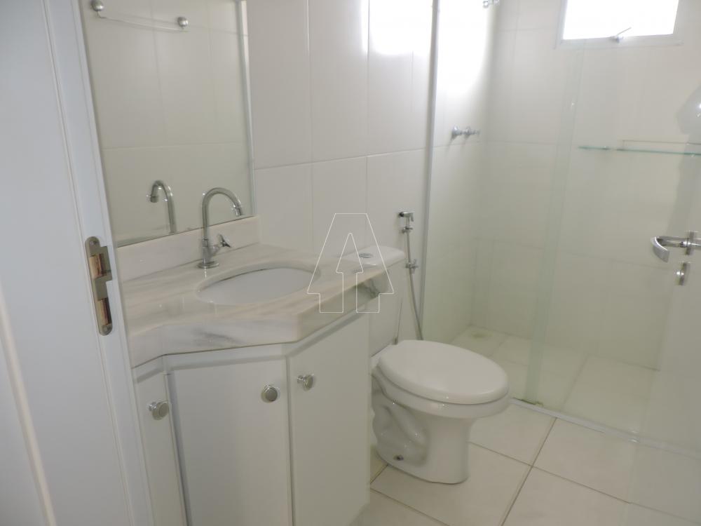 Alugar Apartamento / Padr&atilde;o em Ara&ccedil;atuba R$ 1.400,00 - Foto 8