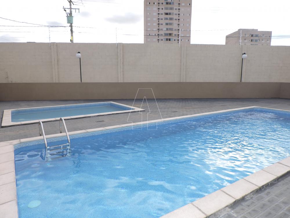 Alugar Apartamento / Padr&atilde;o em Ara&ccedil;atuba R$ 1.400,00 - Foto 11