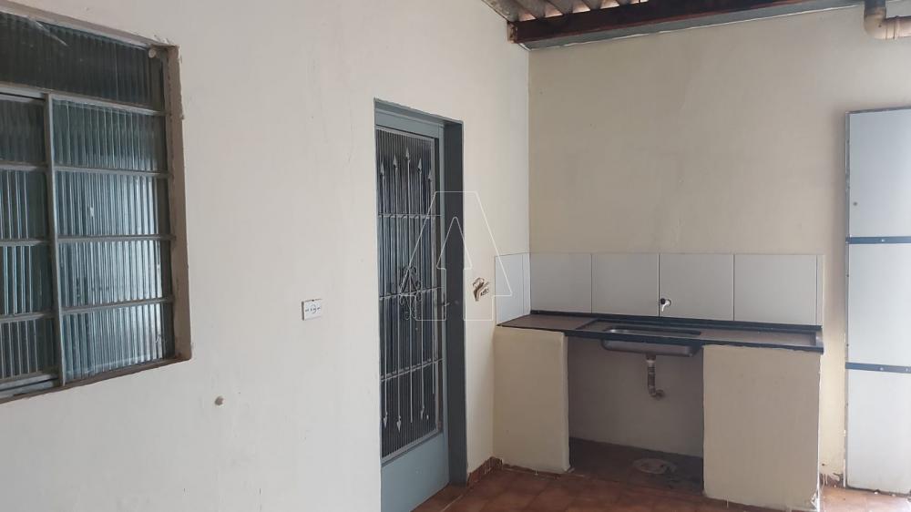 Alugar Casa / Residencial em Ara&ccedil;atuba R$ 800,00 - Foto 8