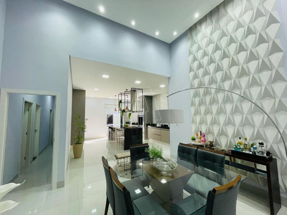 Comprar Casa / Condom&iacute;nio em Ara&ccedil;atuba R$ 850.000,00 - Foto 3