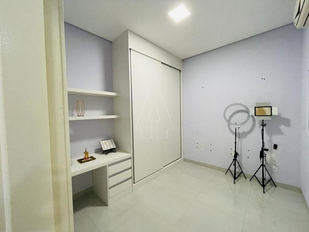 Comprar Casa / Condom&iacute;nio em Ara&ccedil;atuba R$ 850.000,00 - Foto 13