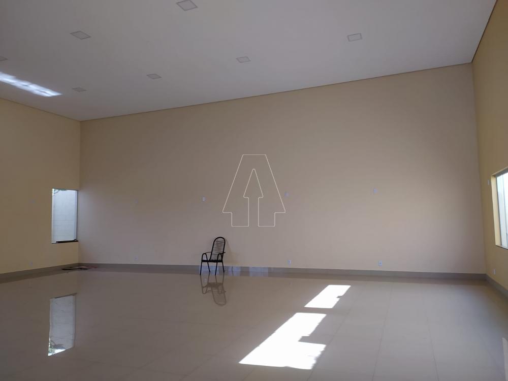 Alugar Comercial / Loja em Ara&ccedil;atuba R$ 3.300,00 - Foto 2
