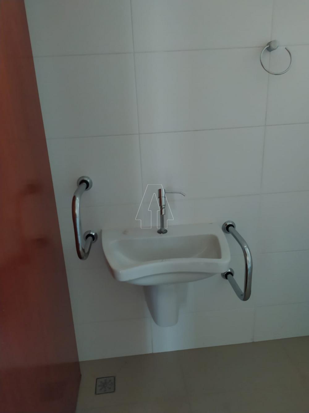Alugar Comercial / Loja em Ara&ccedil;atuba R$ 1.600,00 - Foto 2