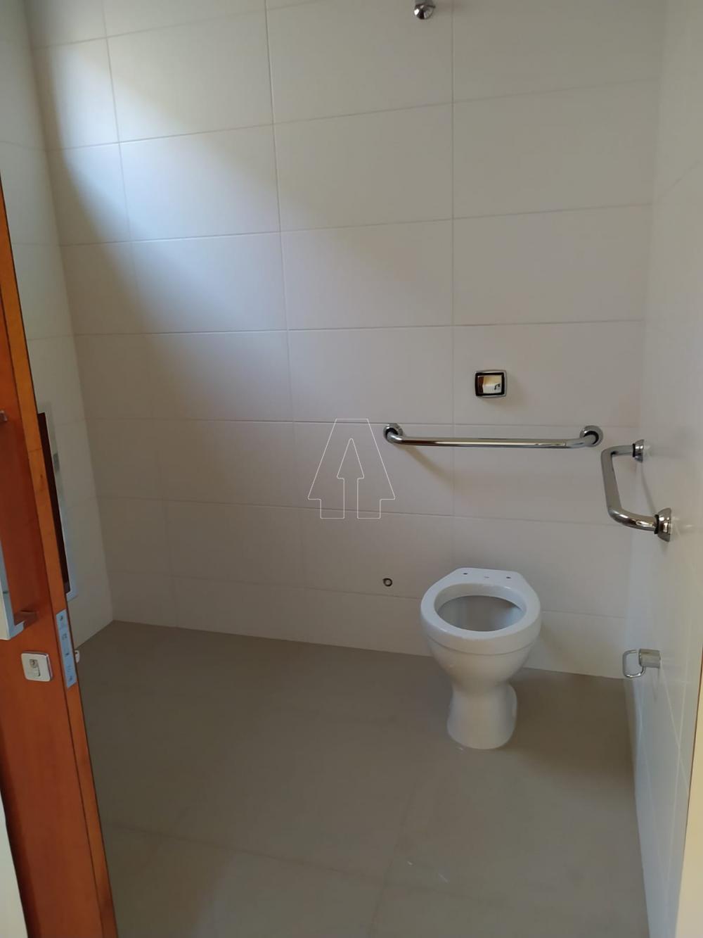 Alugar Comercial / Loja em Ara&ccedil;atuba R$ 1.600,00 - Foto 3