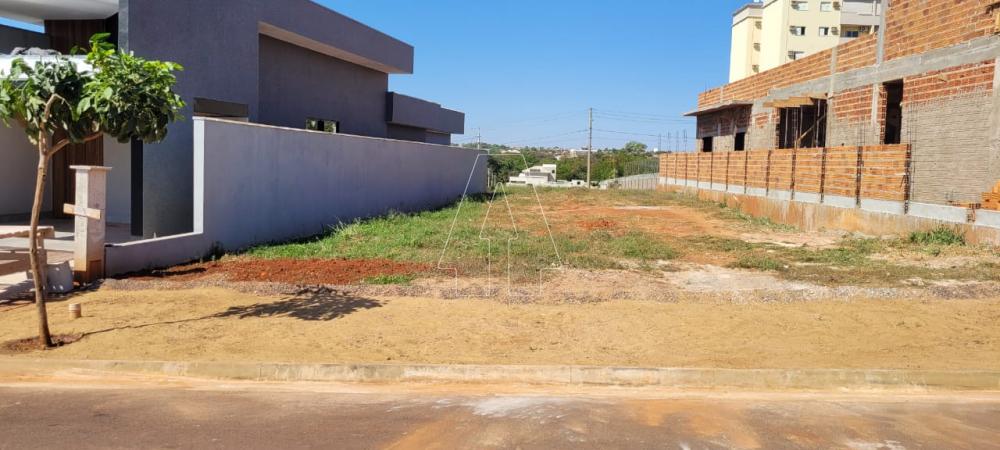 Comprar Terreno / Condom&iacute;nio em Ara&ccedil;atuba R$ 430.000,00 - Foto 1
