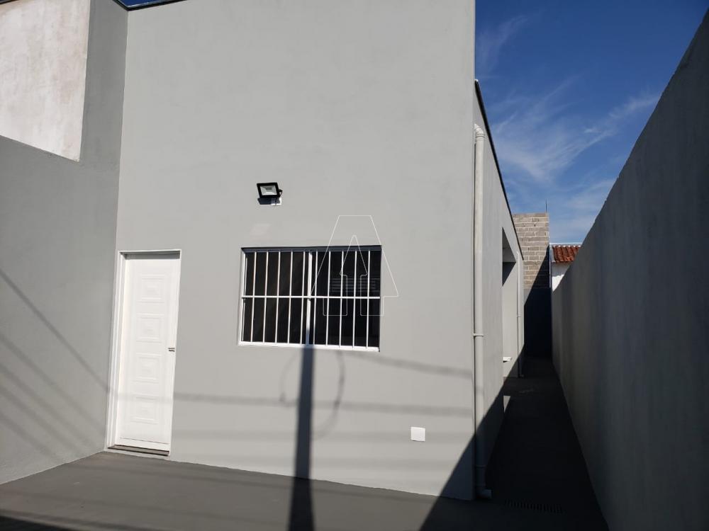 Comprar Casa / Residencial em Ara&ccedil;atuba R$ 210.000,00 - Foto 2