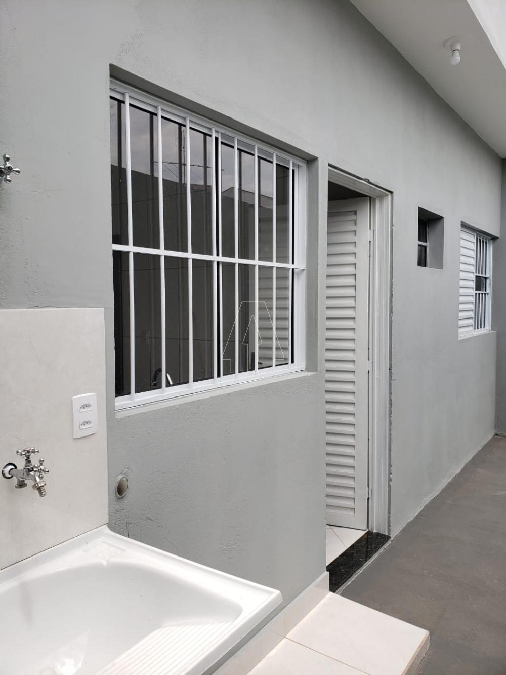 Comprar Casa / Residencial em Ara&ccedil;atuba R$ 210.000,00 - Foto 3