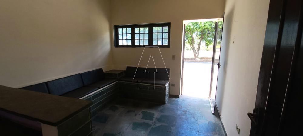 Alugar Comercial / Pr&eacute;dio em Ara&ccedil;atuba R$ 4.000,00 - Foto 3