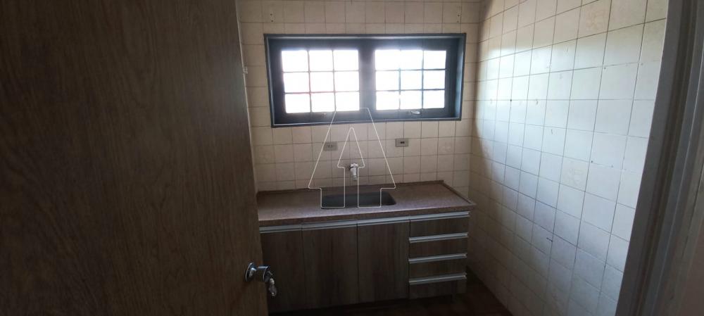 Alugar Comercial / Pr&eacute;dio em Ara&ccedil;atuba R$ 4.000,00 - Foto 5