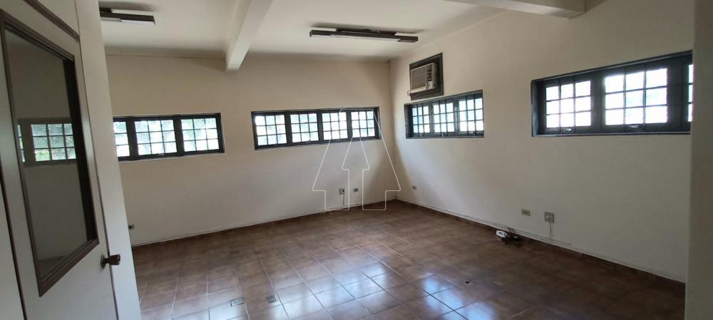 Alugar Comercial / Pr&eacute;dio em Ara&ccedil;atuba R$ 4.000,00 - Foto 6