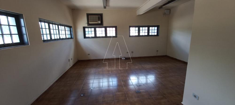 Alugar Comercial / Pr&eacute;dio em Ara&ccedil;atuba R$ 4.000,00 - Foto 1