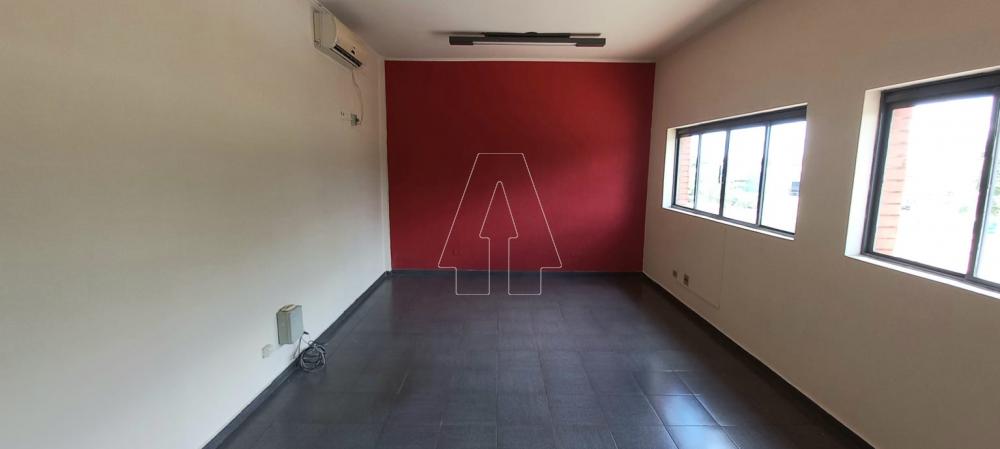 Alugar Comercial / Pr&eacute;dio em Ara&ccedil;atuba R$ 4.000,00 - Foto 10
