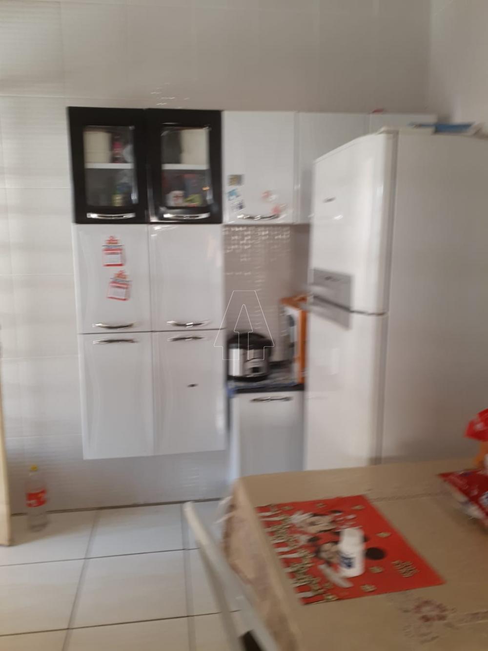 Alugar Casa / Residencial em Ara&ccedil;atuba R$ 700,00 - Foto 3