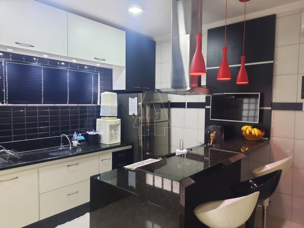 Comprar Casa / Residencial em Ara&ccedil;atuba R$ 750.000,00 - Foto 2