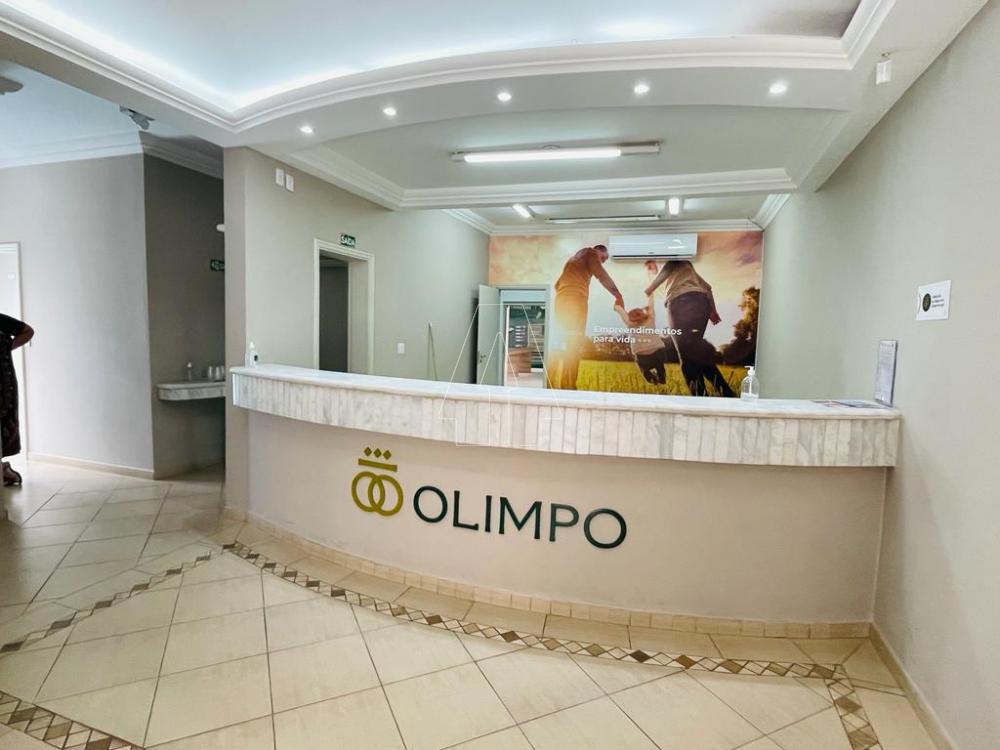 Alugar Comercial / Ponto Comercial em Ara&ccedil;atuba R$ 8.000,00 - Foto 1