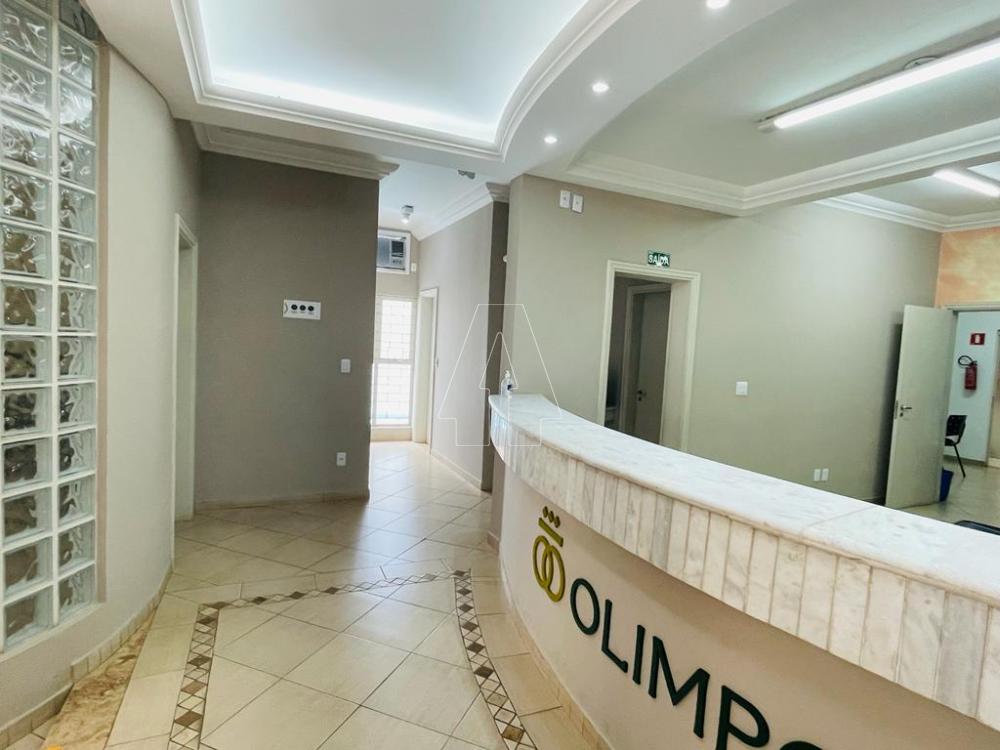 Alugar Comercial / Ponto Comercial em Ara&ccedil;atuba R$ 8.000,00 - Foto 2