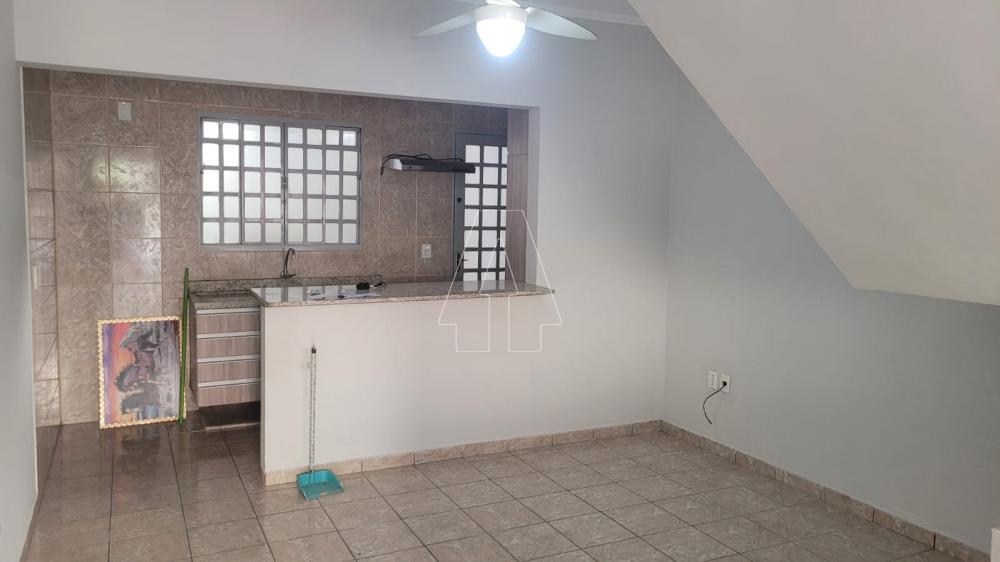 Alugar Casa / Condom&iacute;nio em Ara&ccedil;atuba R$ 1.000,00 - Foto 1