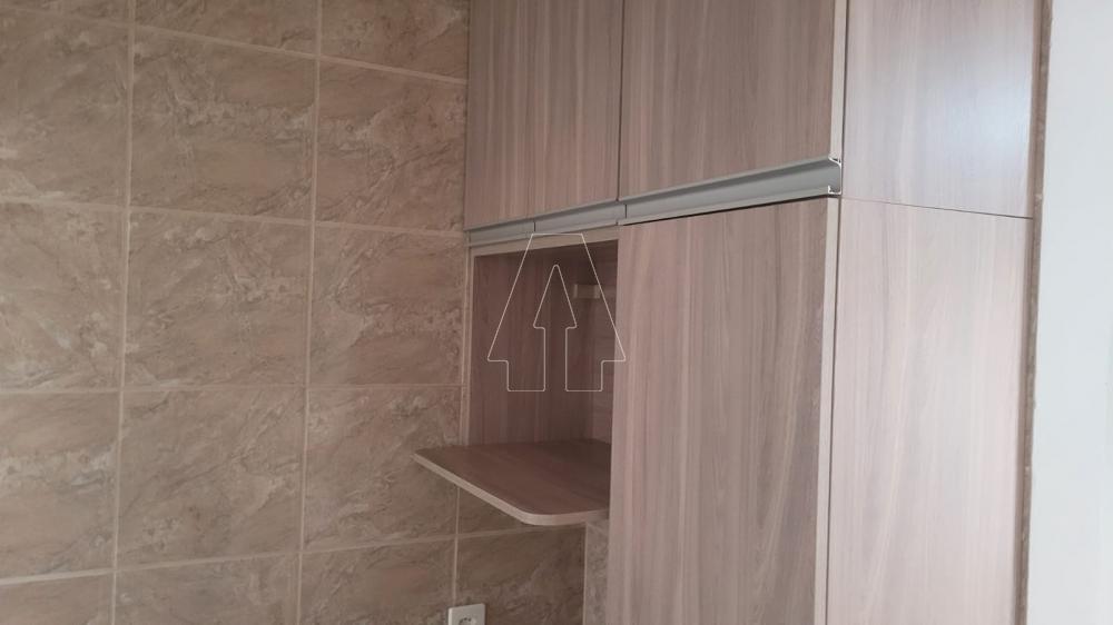 Alugar Casa / Condom&iacute;nio em Ara&ccedil;atuba R$ 1.000,00 - Foto 3