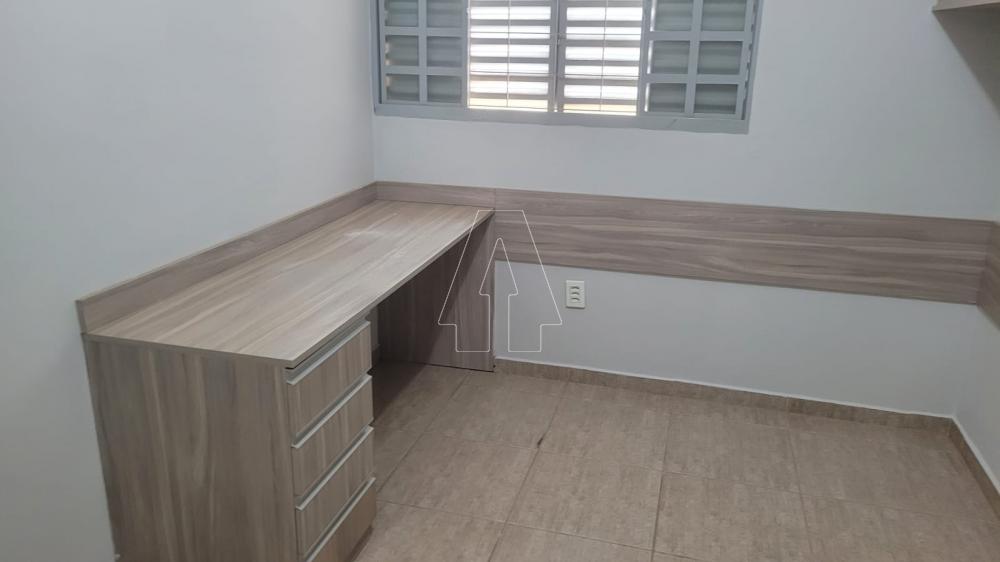 Alugar Casa / Condom&iacute;nio em Ara&ccedil;atuba R$ 1.000,00 - Foto 8